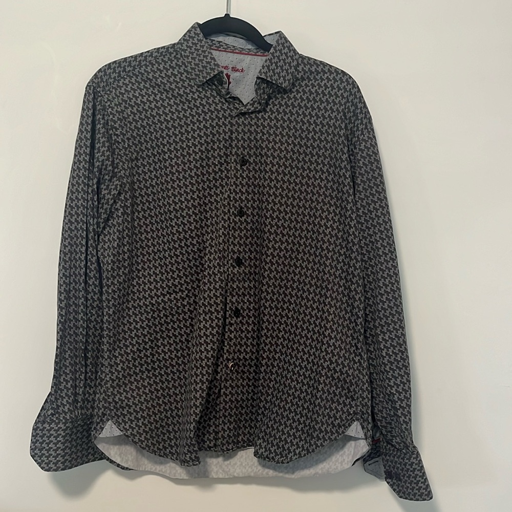 Men’s long sleeve button down shirt
